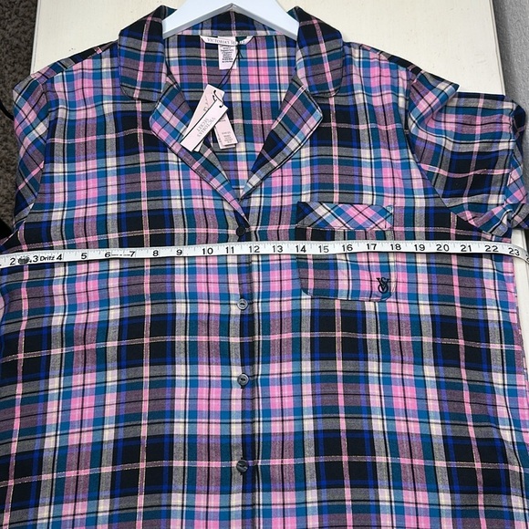 NWT Victoria's Secret Flannel Button Down Shirt and Shorts Pajama Set Size M - Picture 13 of 16